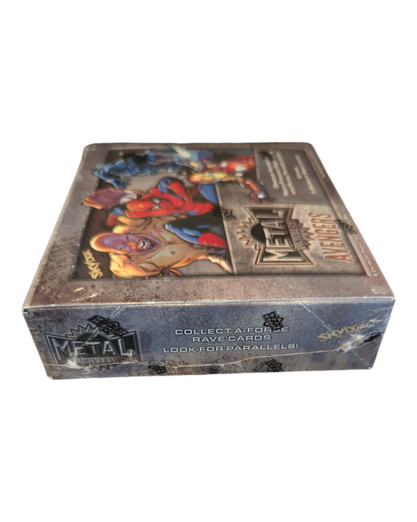 Marvel Metal Universe Avengers Trading Cards Hobby Box (Upper Deck 2024)